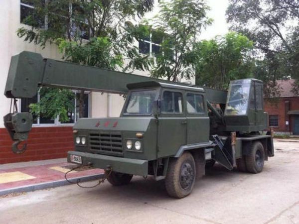 鄢陵县吊车租赁_吊车出租设备吊装如何避免侧拉事故?